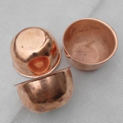 紫銅餐具拋光前的圖片